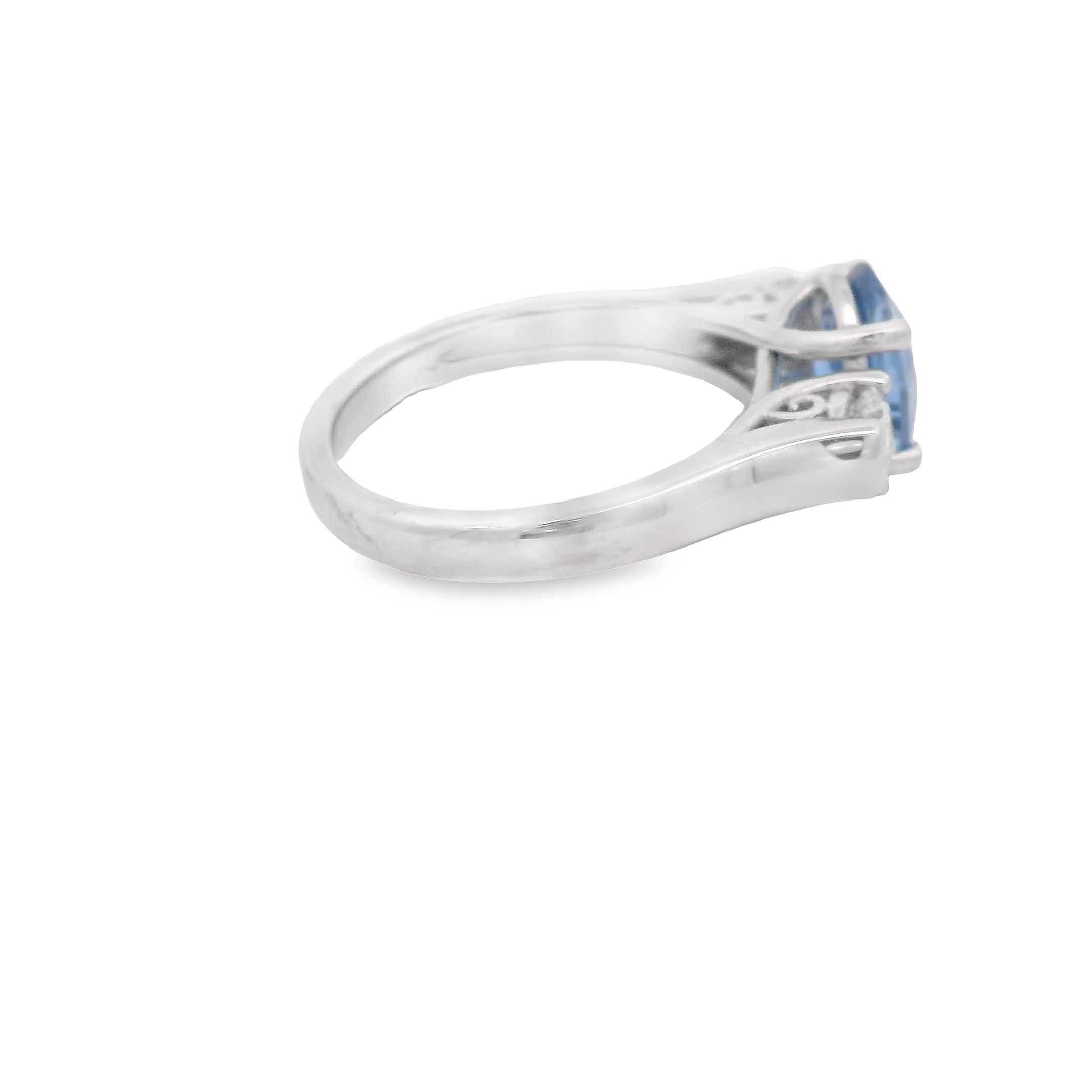 Oval Blue Sapphire and Diamond Ring 14KW