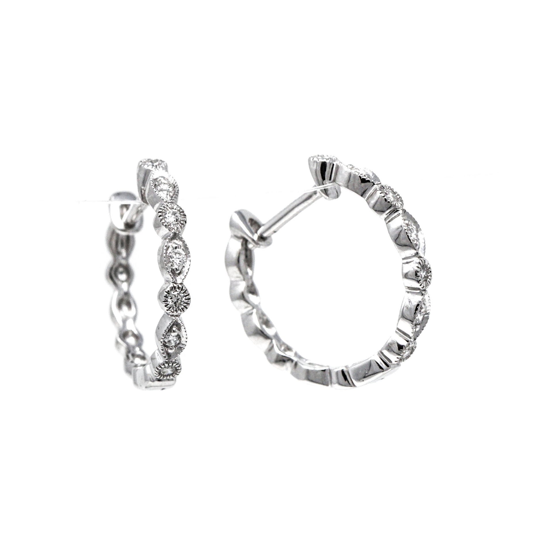 0.11 CTW Patterned Diamond 14mm Hinged Hoop Earrings